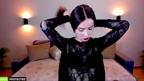 Petra online show from December 1, 7:08 pm