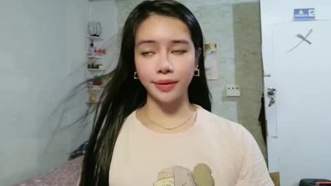 geneviev online show from June 7, 8:29 am