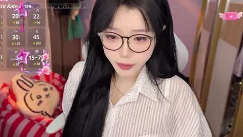 gorgeous girl33 online show from December 11, 8:07 pm