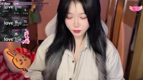 gorgeous girl33 online show from December 20, 3:42 pm