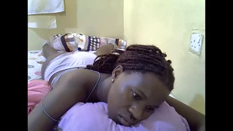 Snapshot of gorgeous_maya1 chatting on May 1, 10:42 am gorgeous_maya1 online show from May 1, 10:42 am