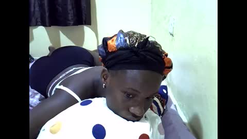 Snapshot of gorgeous_maya1 chatting on June 3, 7:55 am gorgeous_maya1 online show from June 3, 7:55 am