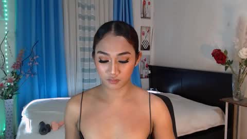 gorgeous_nicole online show from December 22, 7:21 pm