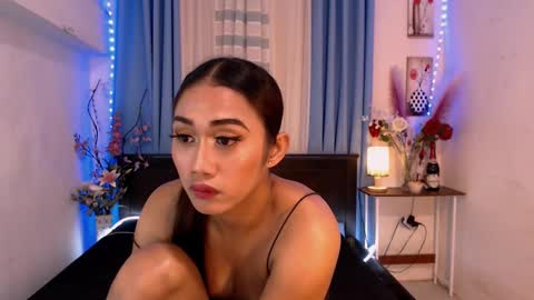 gorgeous_nicole online show from January 13, 8:37 pm