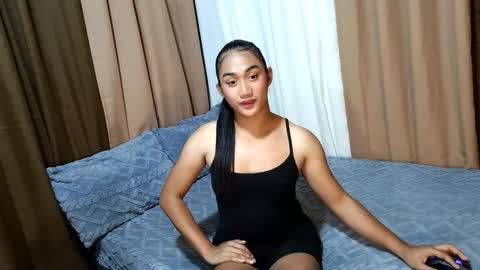 gorgeous_nicole online show from February 17, 10:45 am