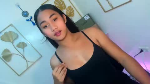 gorgeous_niicole online show from November 17, 1:50 pm