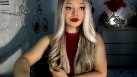 Snapshot of gorgeousamandarose chatting on December 25, 2:14 am Amanda rose online show from December 25, 2:14 am