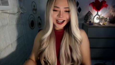 Snapshot of gorgeousamandarose chatting on January 4, 12:05 am Amanda rose online show from January 4, 12:05 am