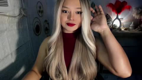Snapshot of gorgeousamandarose chatting on January 10, 2:04 am Amanda rose online show from January 10, 2:04 am