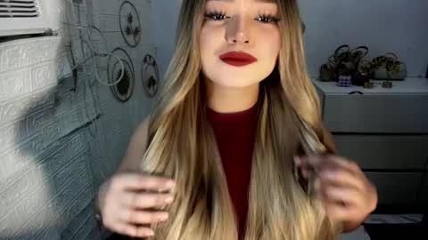 Snapshot of gorgeousamandarose chatting on September 16, 6:36 am Amanda rose online show from September 16, 6:36 am