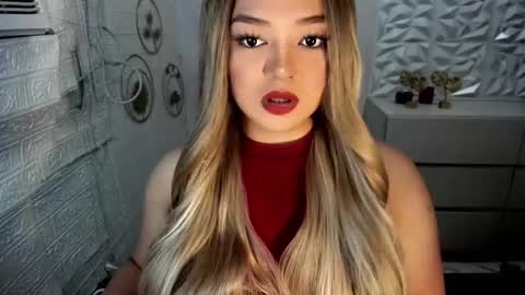 Snapshot of gorgeousamandarose chatting on September 26, 3:43 am Amanda rose online show from September 26, 3:43 am