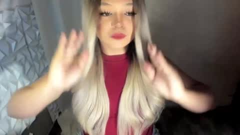 Snapshot of gorgeousamandarose chatting on July 20, 10:39 am Amanda rose online show from July 20, 10:39 am