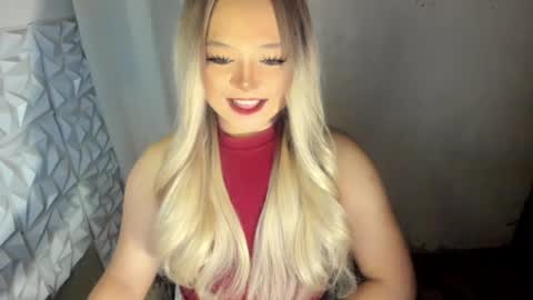 Snapshot of gorgeousamandarose chatting on July 27, 3:02 am Amanda rose online show from July 27, 3:02 am