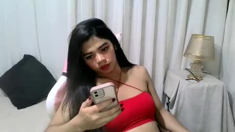 Snapshot of gorgeouspinay_gwen chatting on June 3, 1:30 am gorgeouspinay_gwen online show from June 3, 1:30 am