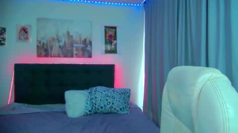 goth_minerva online show from March 17, 2:31 pm