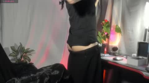 Snapshot of goth_ru chatting on July 11, 1:36 pm Russ online show from July 11, 1:36 pm