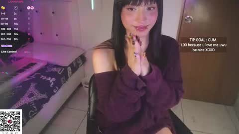 Cami online show from June 9, 2:50 pm