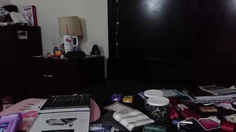 Snapshot of gothbaby305 chatting on June 2, 10:23 pm gothbaby305 online show from June 2, 10:23 pm