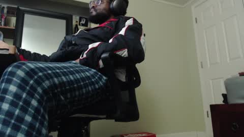 Snapshot of gothchocolate chatting on April 4, 4:00 am gothchocolate online show from April 4, 4:00 am