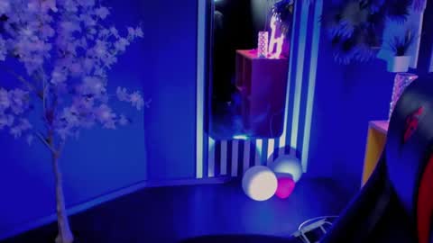 GOTHGIRL RUBY online show from April 28, 7:02 am