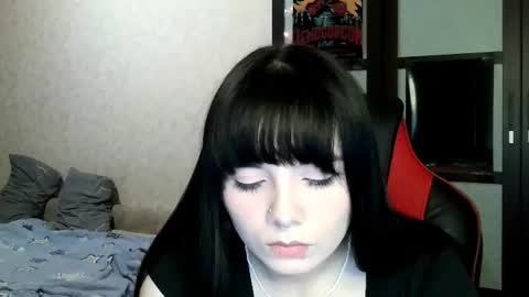 Snapshot of gothickq chatting on June 11, 6:28 pm gothickq online show from June 11, 6:28 pm