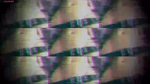 Snapshot of gothicute chatting on September 21, 9:33 am online show from September 21, 9:33 am