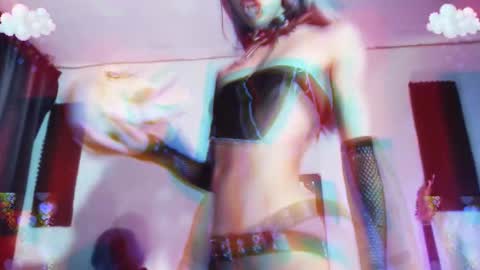 Snapshot of gothicute chatting on October 4, 7:06 am online show from October 4, 7:06 am