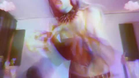 Snapshot of gothicute chatting on October 15, 2:33 am online show from October 15, 2:33 am