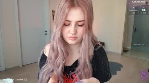 traumfrau Kira angel face devil eyes I SELL A LOT VIDEO IN GALLERY online show from February 13, 10:00 am