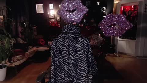 Hezra online show from February 15, 1:42 am