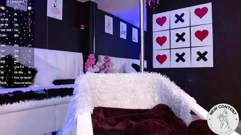 Snapshot of gotthic_met chatting on January 21, 7:47 am Meredith Alessandra online show from January 21, 7:47 am