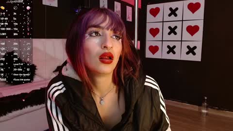 Snapshot of gotthic_met chatting on January 23, 10:43 am Meredith Alessandra online show from January 23, 10:43 am