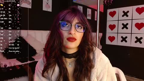 Snapshot of gotthic_met chatting on January 28, 7:22 am Meredith Alessandra online show from January 28, 7:22 am