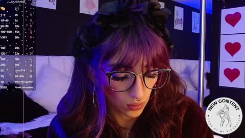 Snapshot of gotthic_met chatting on January 29, 7:46 am Meredith Alessandra online show from January 29, 7:46 am