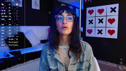 Snapshot of gotthic_met chatting on March 3, 7:43 am Meredith Alessandra online show from March 3, 7:43 am