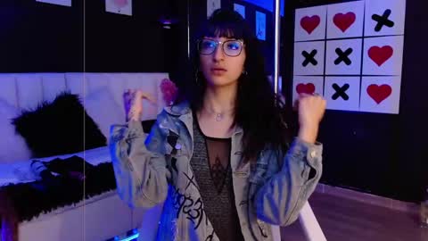 Snapshot of gotthic_met chatting on March 4, 4:38 am Meredith Alessandra online show from March 4, 4:38 am