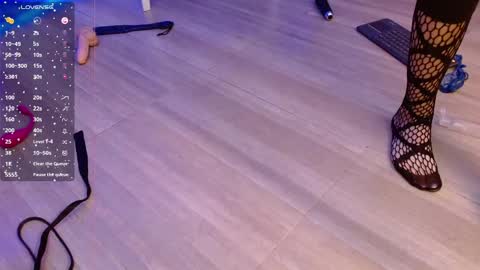 Snapshot of gotthic_met chatting on March 7, 10:45 am Meredith Alessandra online show from March 7, 10:45 am