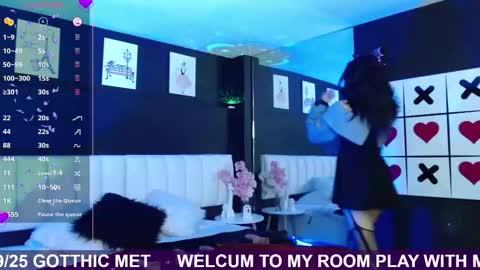 Snapshot of gotthic_met chatting on September 15, 4:45 am Meredith Alessandra online show from September 15, 4:45 am