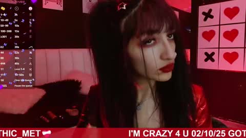 Snapshot of gotthic_met chatting on October 3, 4:31 am Meredith Alessandra online show from October 3, 4:31 am