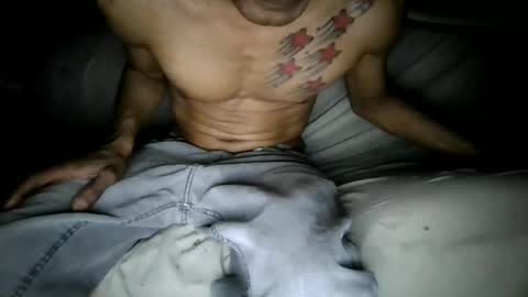 Snapshot of gowiththeflow37 chatting on December 21, 4:09 am watch me stroke online show from December 21, 4:09 am