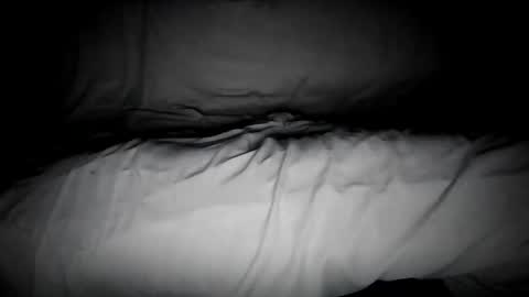 Snapshot of gowiththeflow37 chatting on January 4, 12:49 pm watch me stroke online show from January 4, 12:49 pm