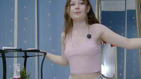 Snapshot of grace_agnes chatting on April 17, 1:25 pm Grace online show from April 17, 1:25 pm