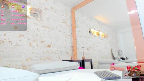 Snapshot of grace_daviss chatting on December 3, 3:54 pm GRACE online show from December 3, 3:54 pm