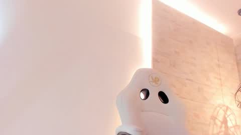  GRACE online show from February 17, 10:56 am