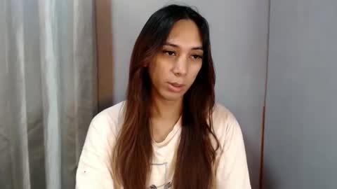 HoneyGrace online show from April 27, 3:15 am