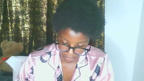 Snapshot of graceessy chatting on November 2, 6:10 pm graceessy online show from November 2, 6:10 pm