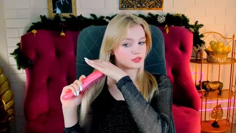 Grace Glamour online show from December 30, 8:43 am