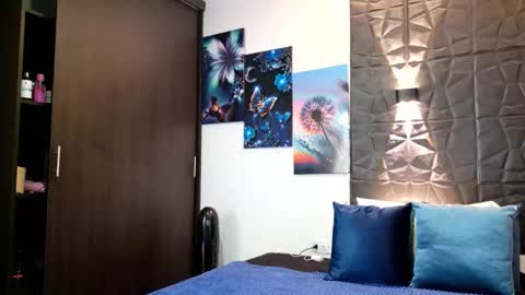 Gracey Milf online show from February 17, 12:01 pm