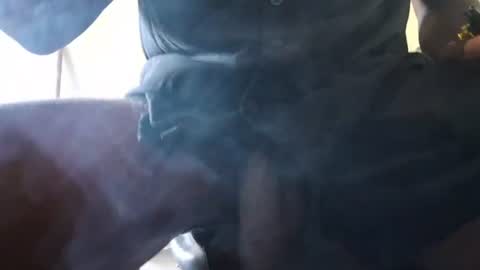 Snapshot of grandb33 chatting on July 13, 4:10 pm BuffBlackThug online show from July 13, 4:10 pm