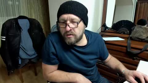 Snapshot of grandor_m chatting on March 7, 6:22 pm Anthony online show from March 7, 6:22 pm